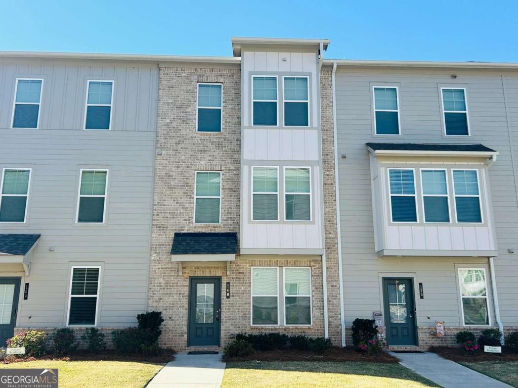 Photo of 140 Reese Street, Fayetteville, GA 30214 (MLS # 10694081)