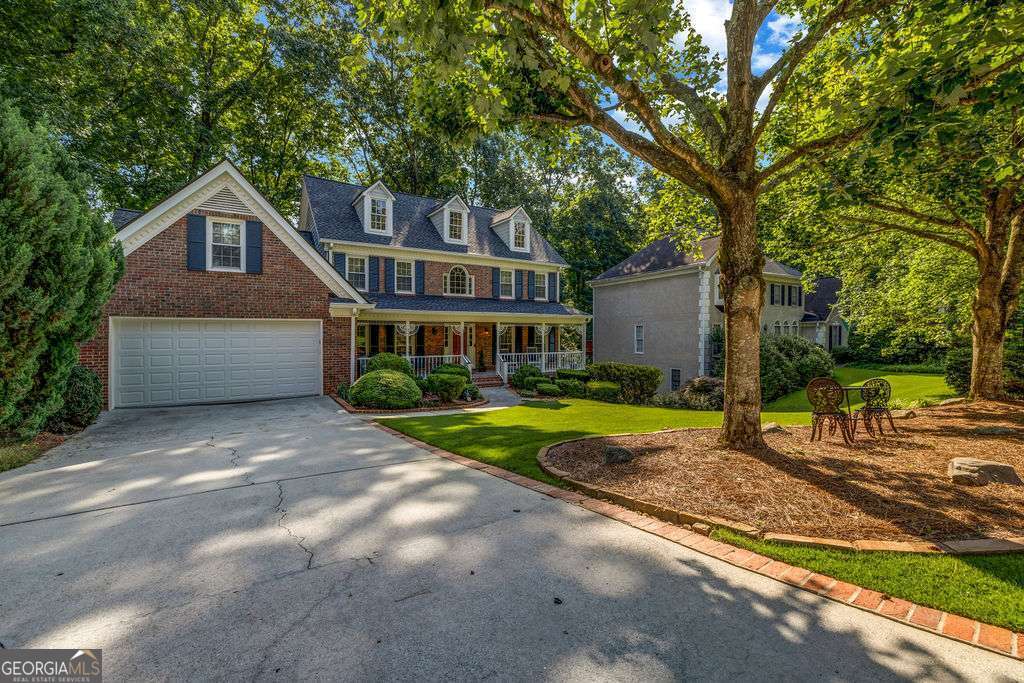 441 Belgrave LN