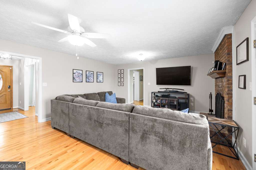 10 Leawood CT SE