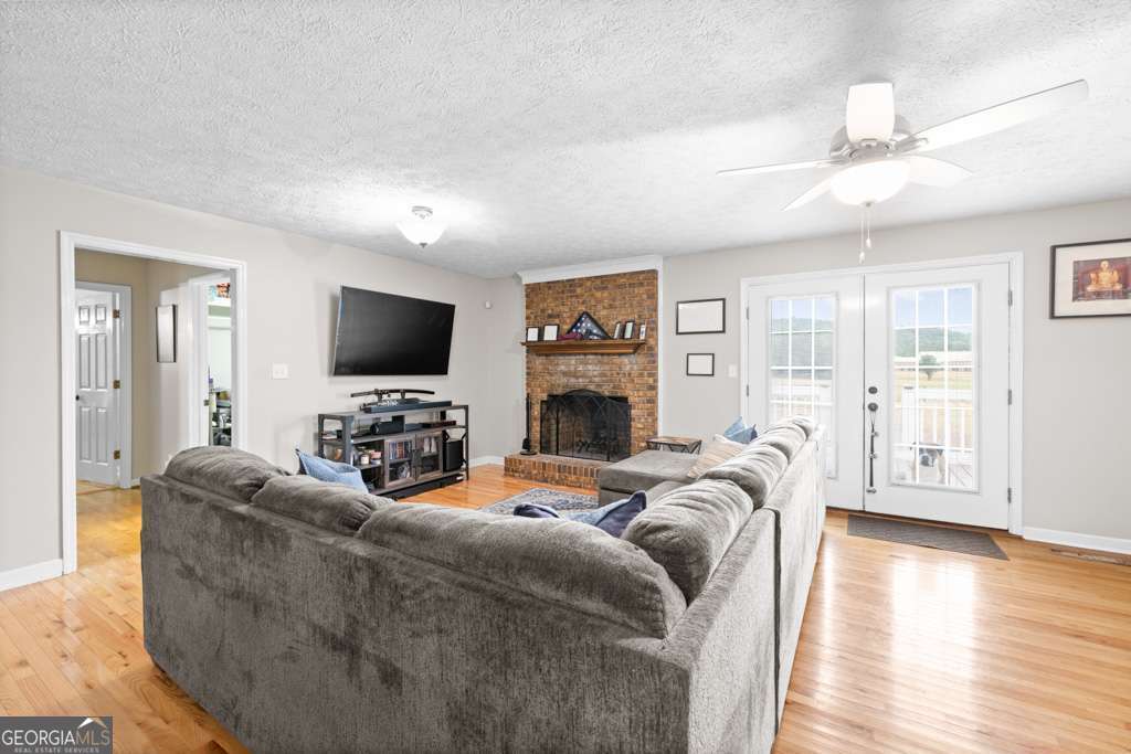 10 Leawood CT SE