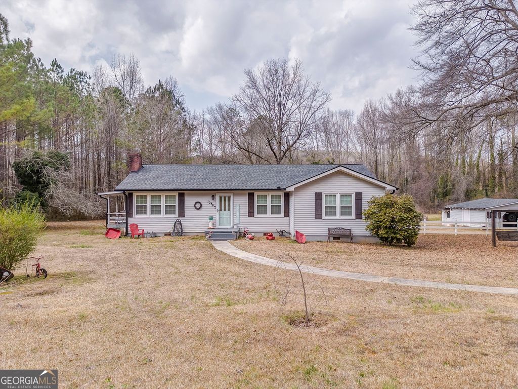 Photo of 1046 Old Cedartown Road SE, Lindale, GA 30147 (MLS # 10696952)