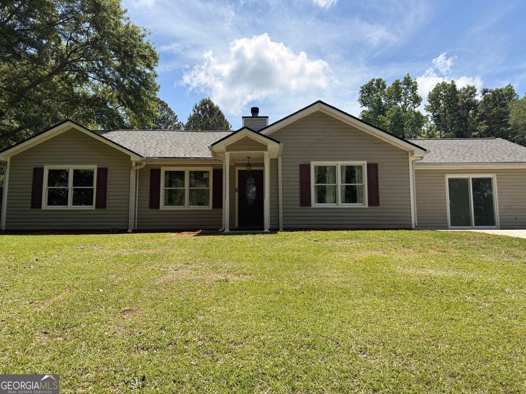 Photo of 70 Gales Way, Newnan, GA 30263 (MLS # 10767921)