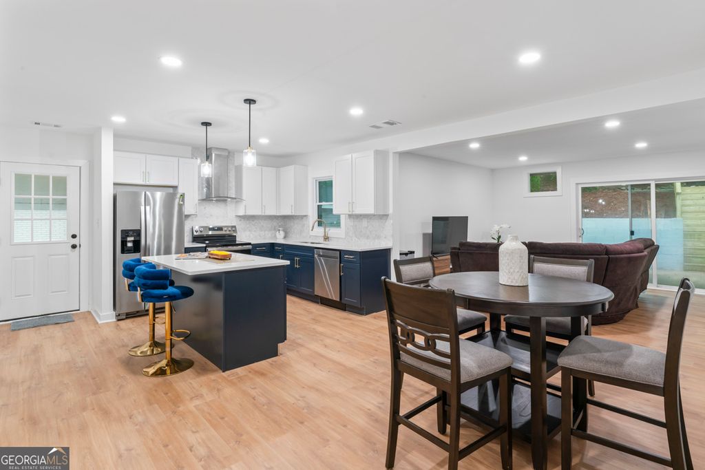 Photo of 2200 Beecher Circle SW, Atlanta, GA 30311 (MLS # 10772829)