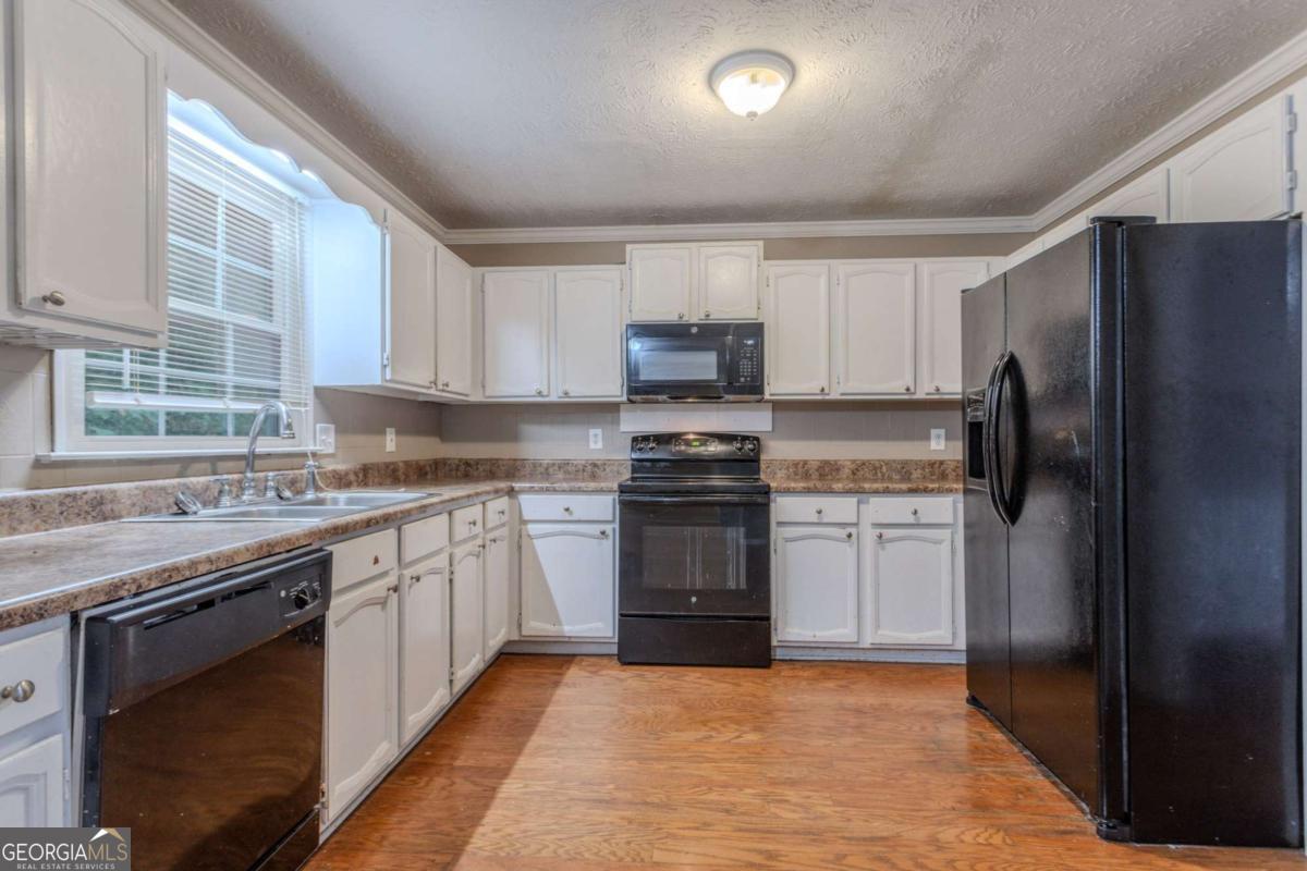 4904 Shallow Creek TRL NW