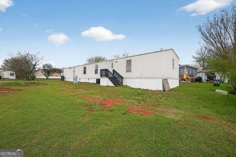 100 Lake Haven DR Hampton GA 30228