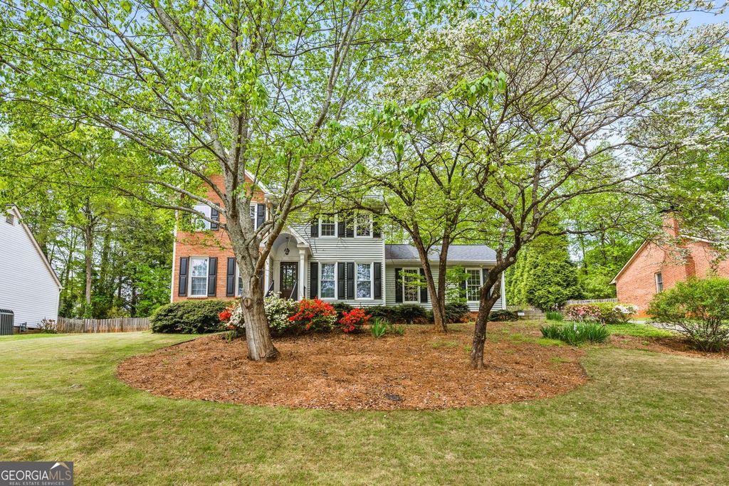 Photo of 180 Forest Lane NW, Marietta, GA 30064 (MLS # 10727710)
