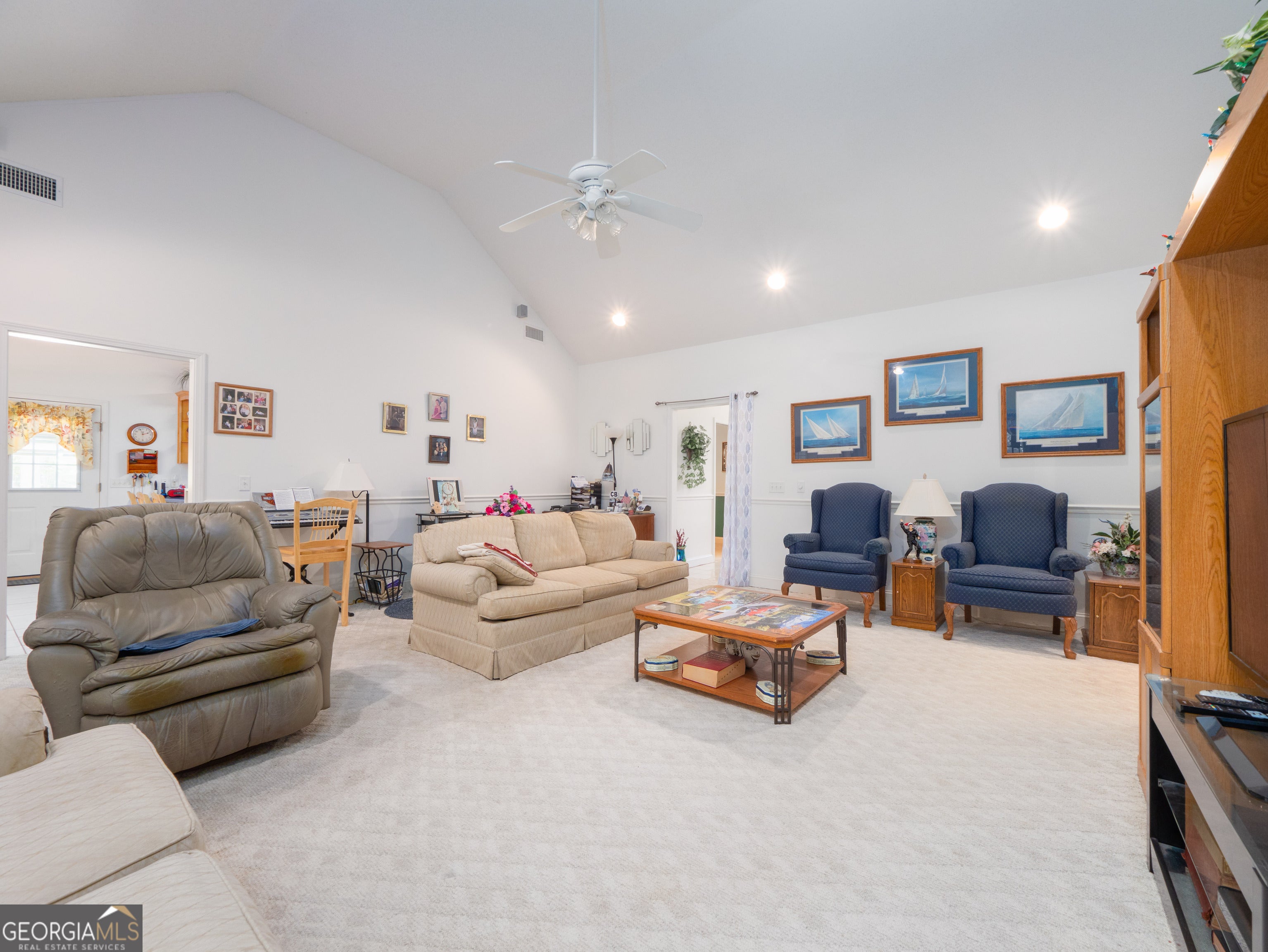 545 Cody DR