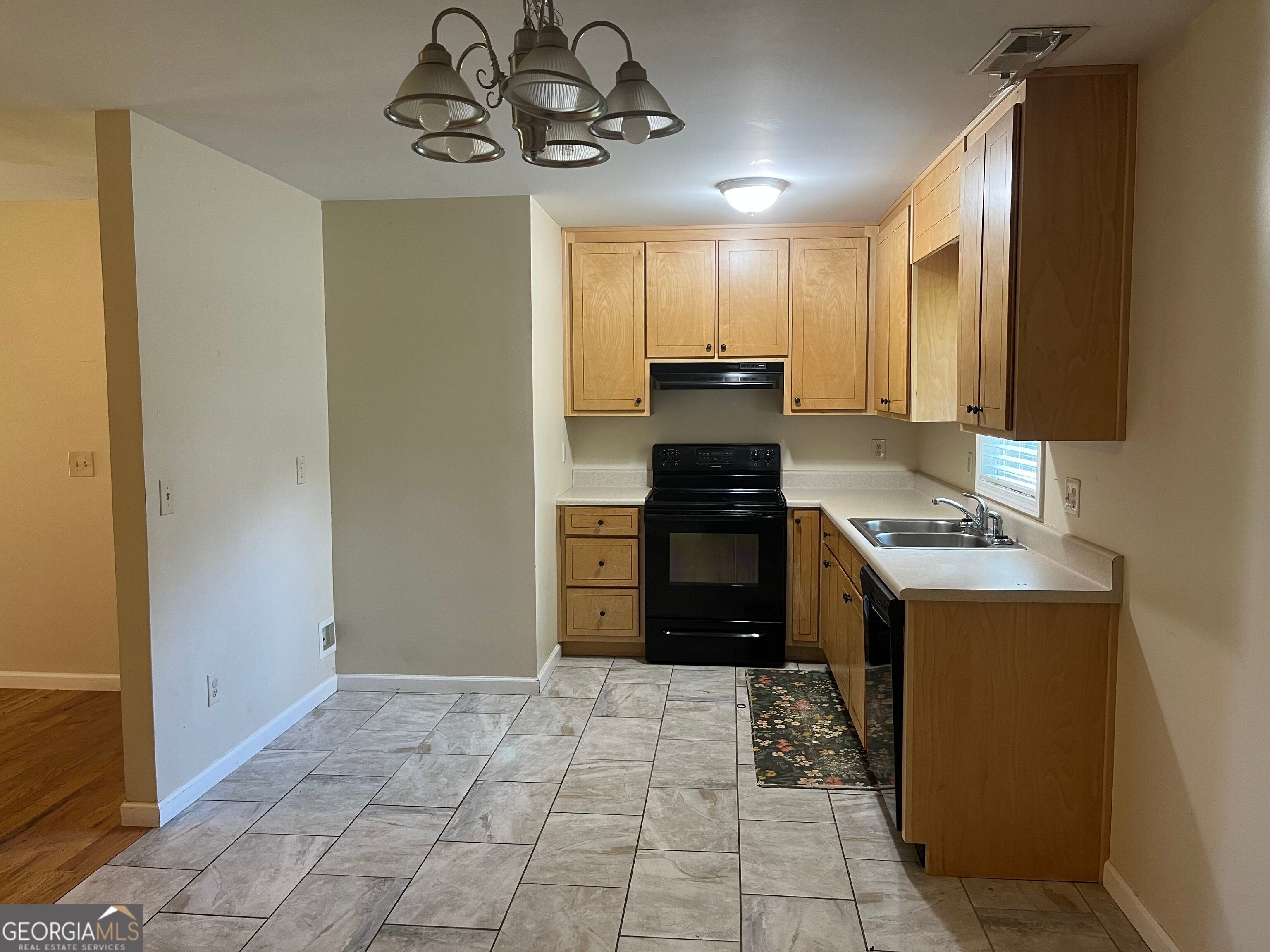 481 Old Corinth RD