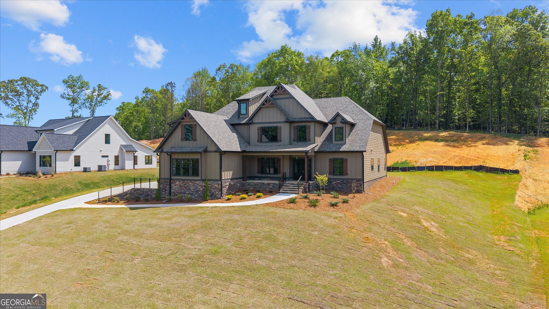 161 West Lake BLVD