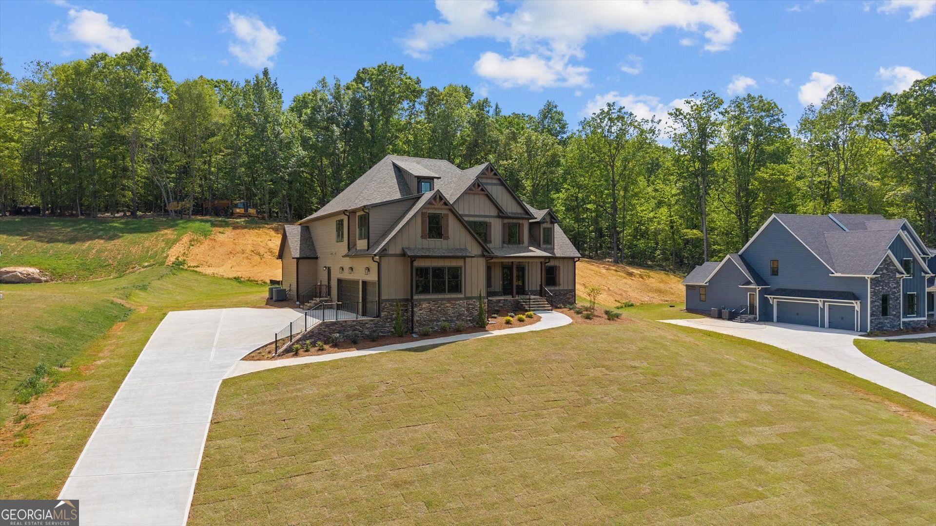 161 West Lake BLVD