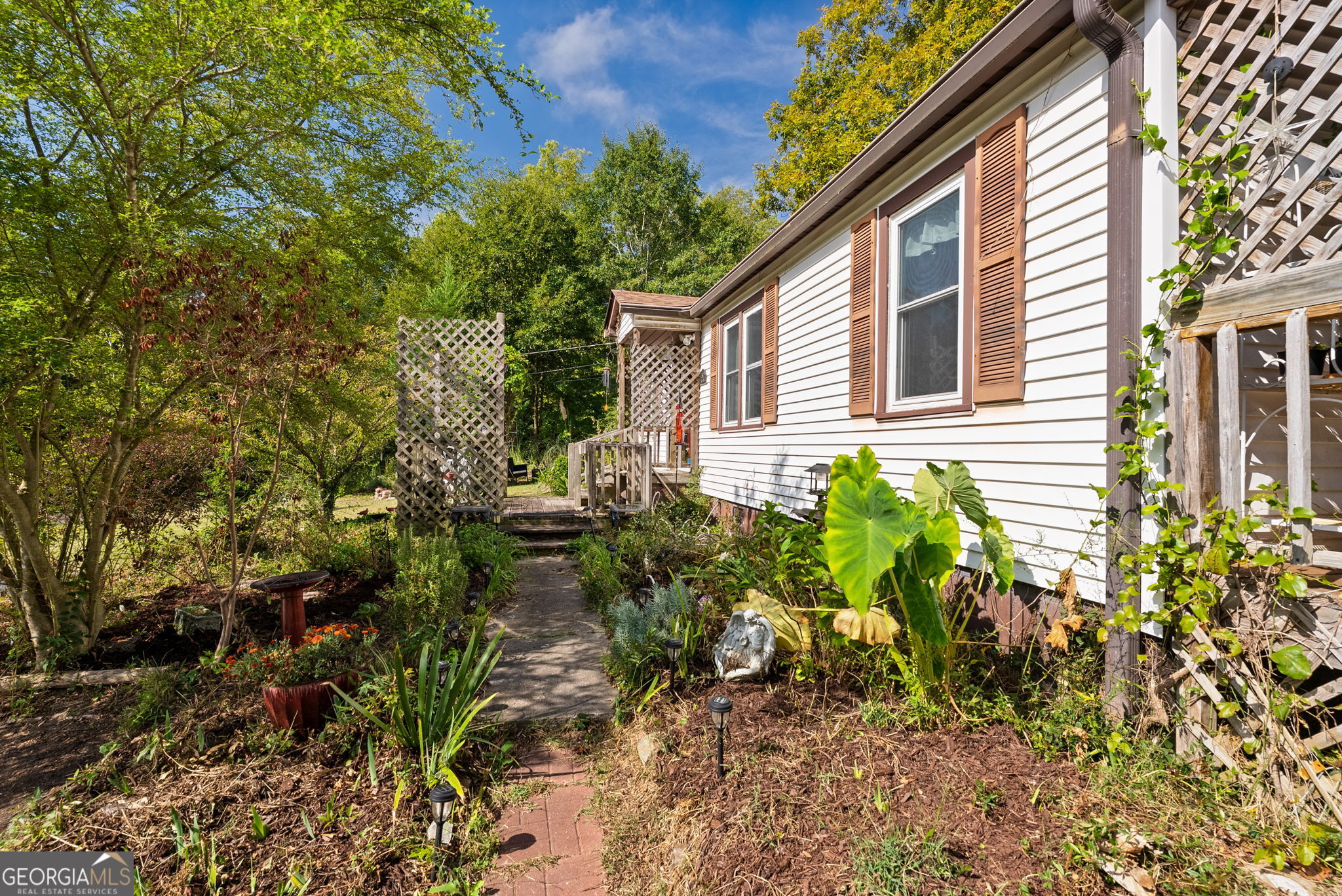 362 Lane DR