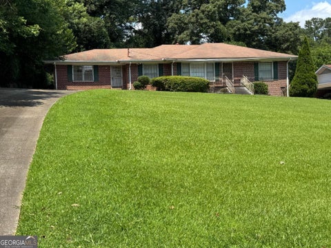 Photo of 1015 Lynhurst Drive SW, Atlanta, GA 30311 (MLS # 10795589)