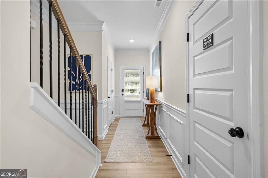 Photo of 429 Fair Oak Lane, Calhoun, GA 30701 (MLS # 10770513)