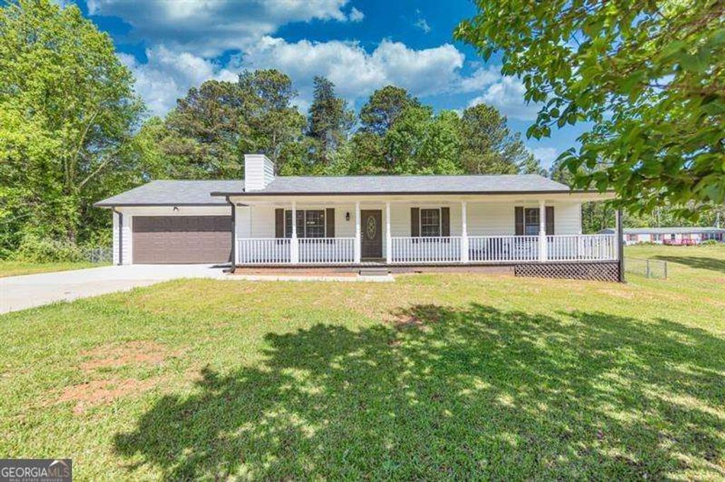 Photo of 3200 Lee Drive, Buford, GA 30518 (MLS # 10754273)