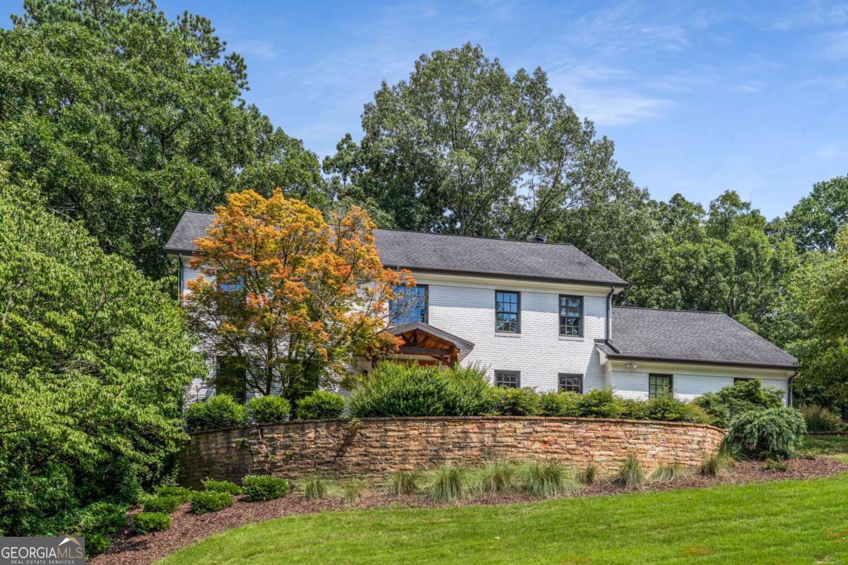3833 BYRNWYCK NE