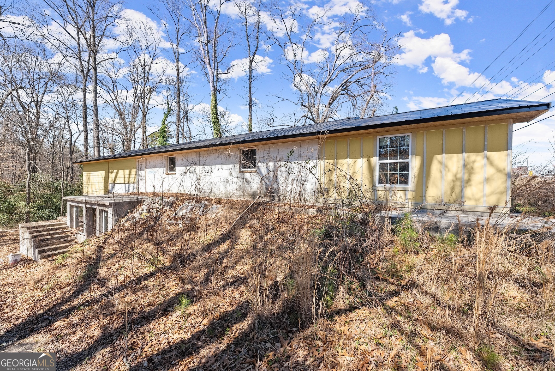 2832 Buford DR