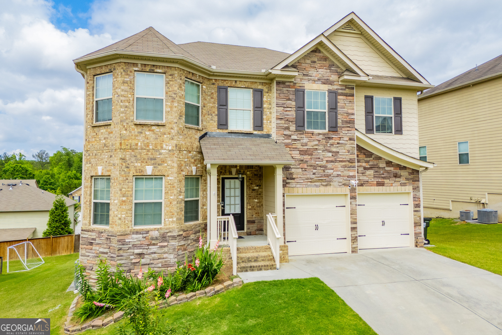 Silver Oaks - Residential
