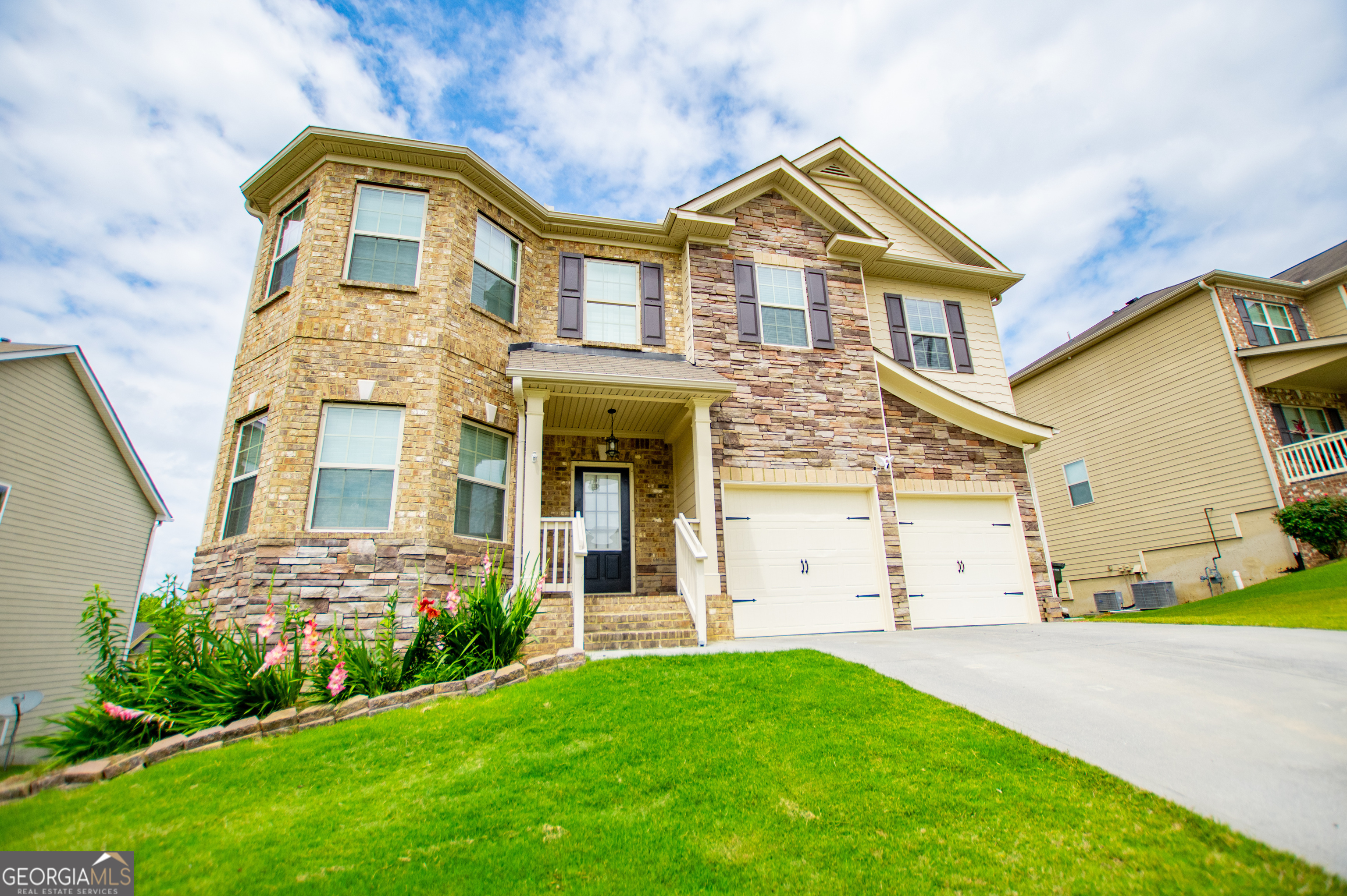 Silver Oaks - Residential