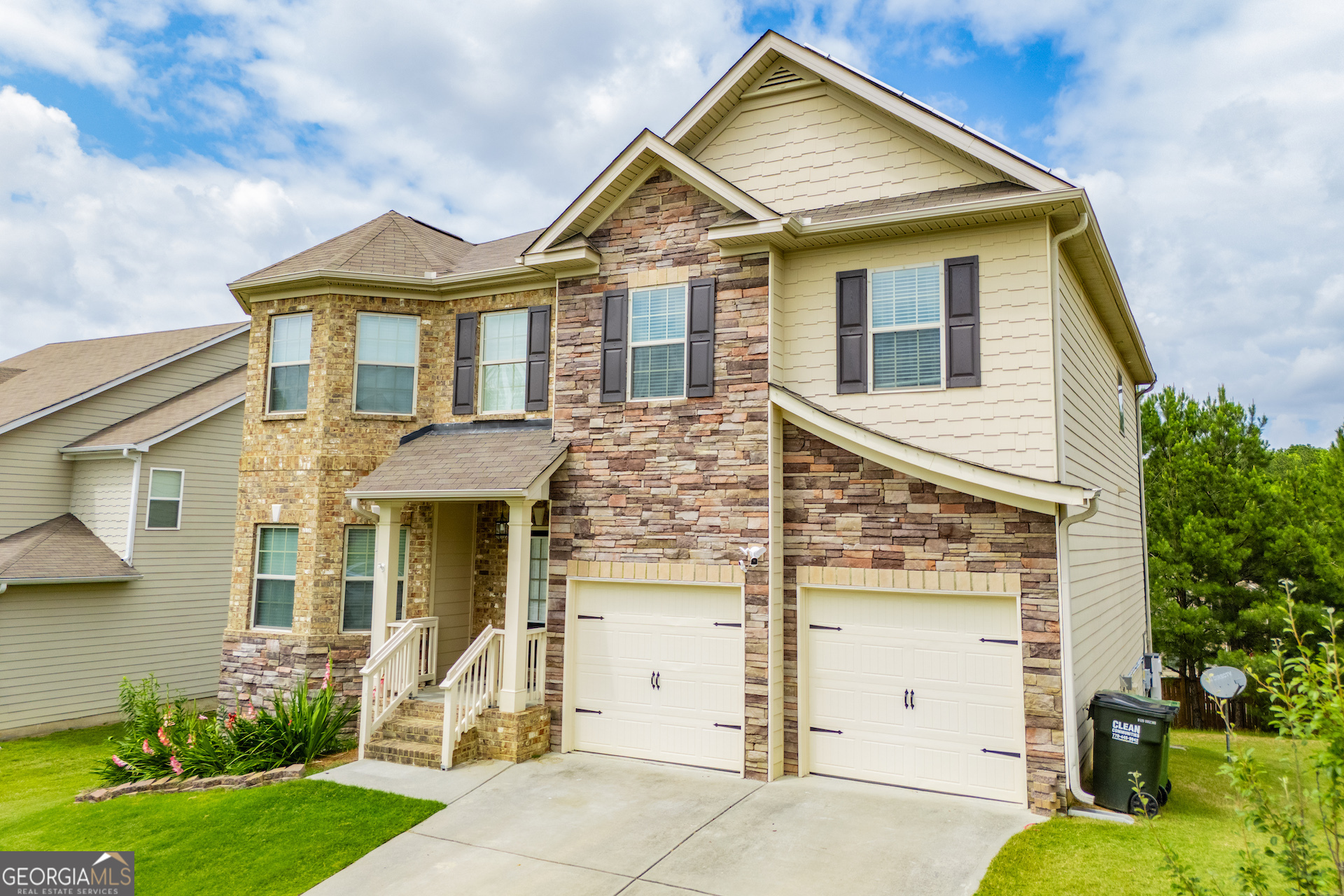 Silver Oaks - Residential