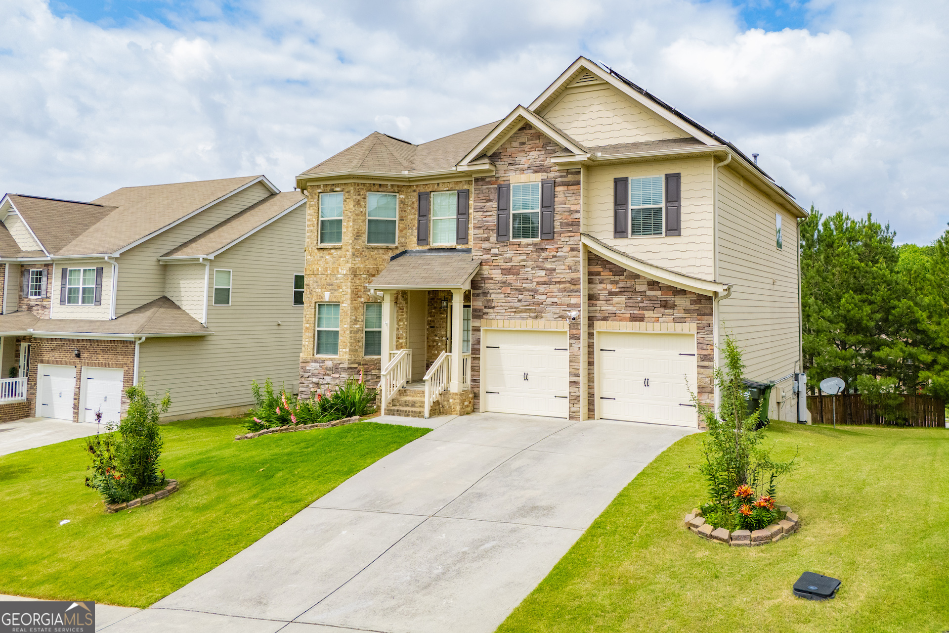 Silver Oaks - Residential