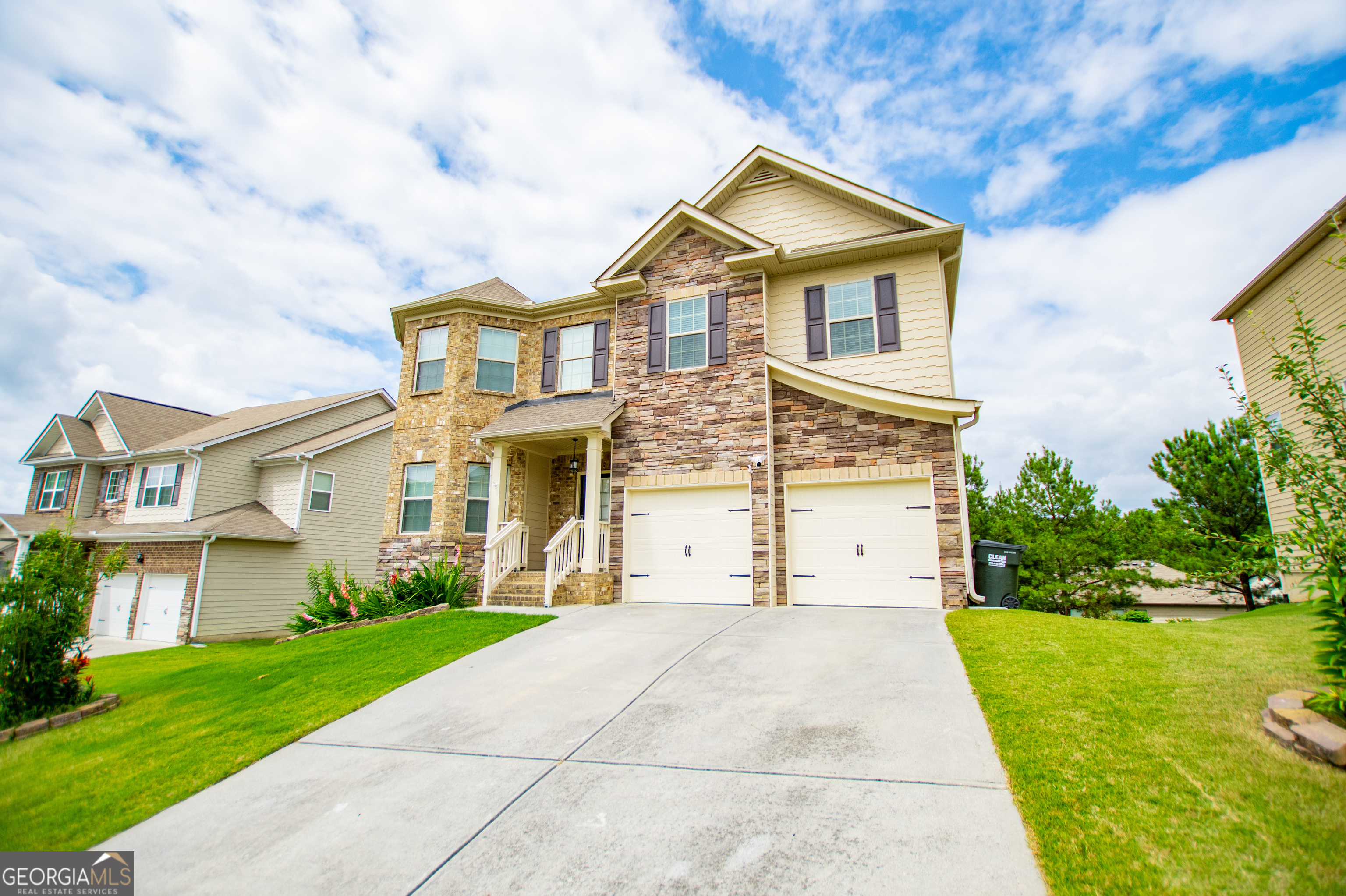 Silver Oaks - Residential