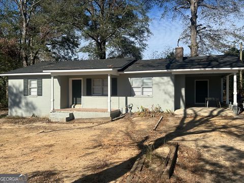 A home in Davisboro