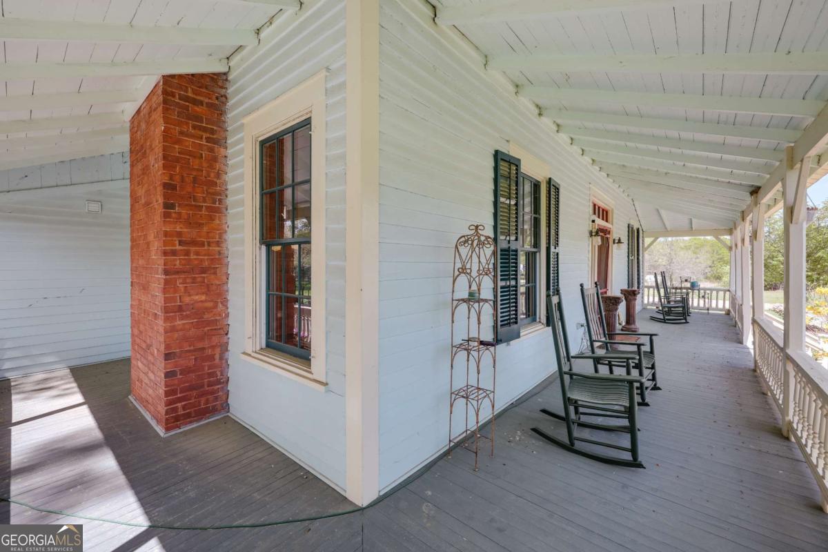 4990 Barnett Shoals RD