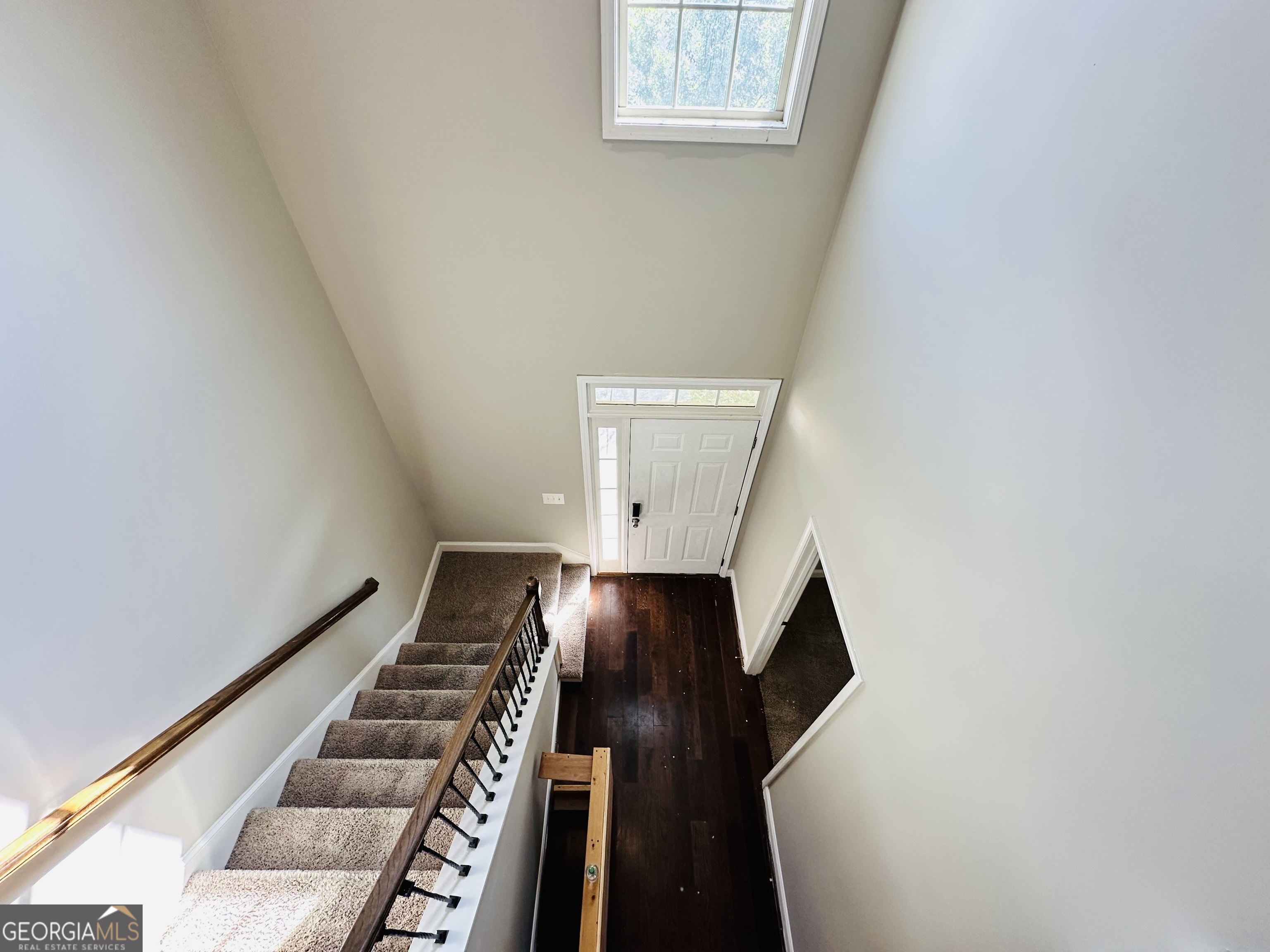 1255 Woodville CT