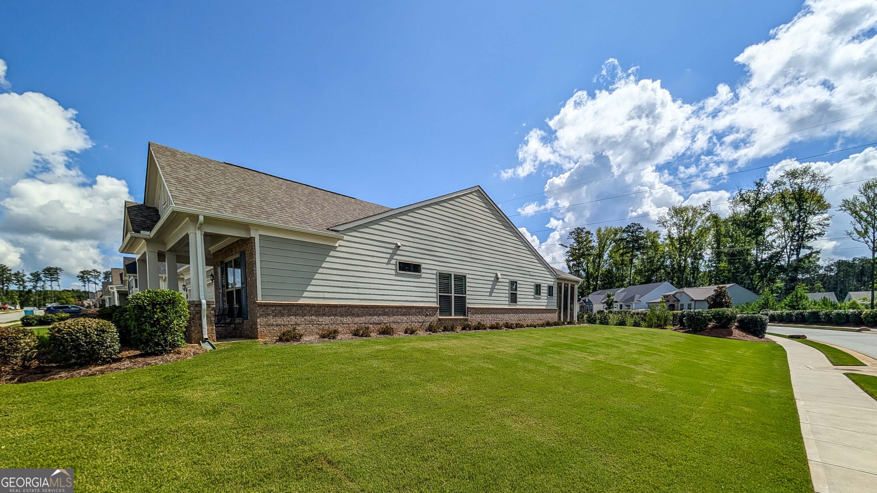 322 Elkins PL