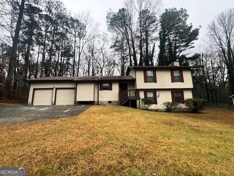 Photo of 4482 Sunflower Drive, Douglasville, GA 30135 (MLS # 10657880)