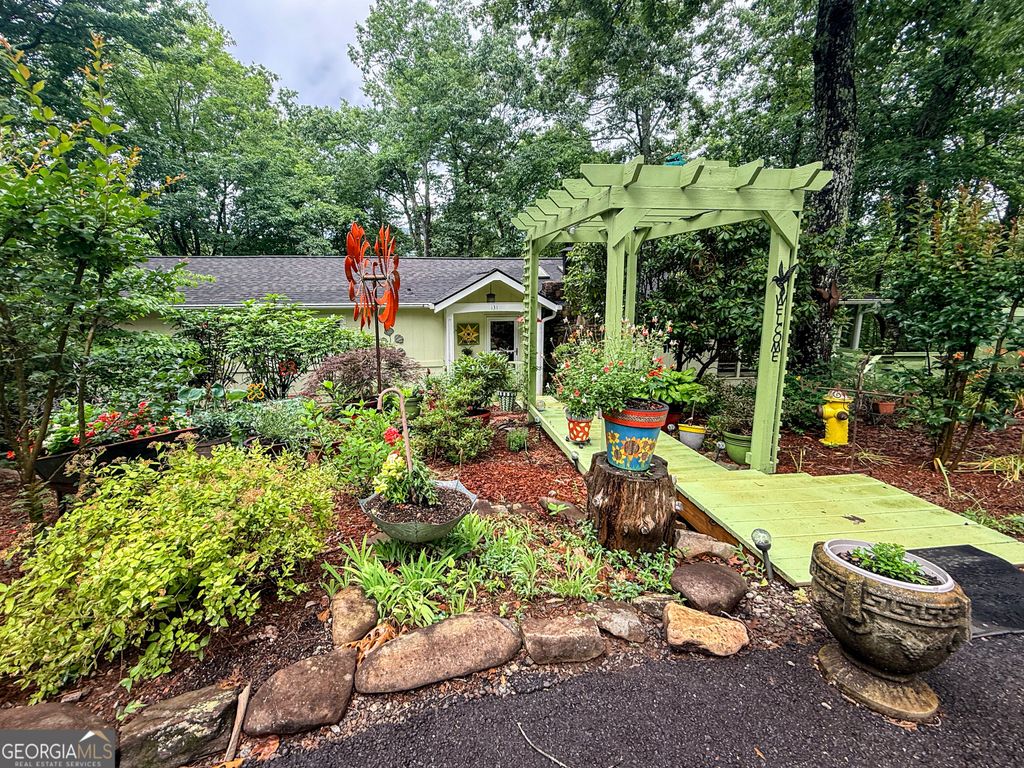 Photo of 131 Scarlet Oak Drive, Cleveland, GA 30528 (MLS # 10772723)
