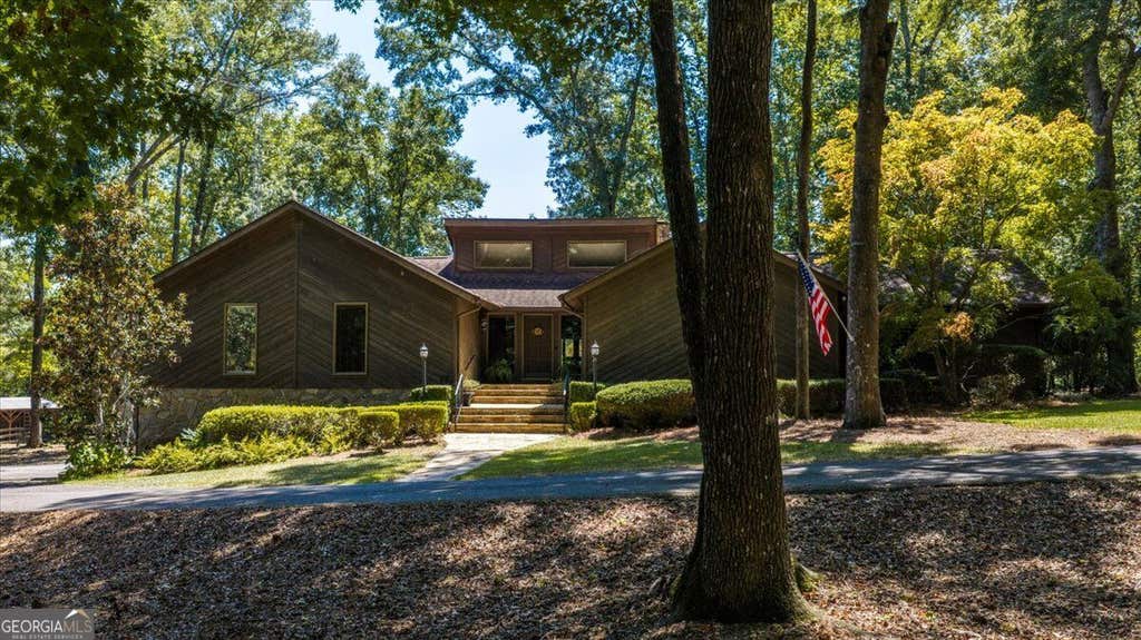 Photo of 7576 Lakewood Drive, Macon, GA 31220 (MLS # 10834463)