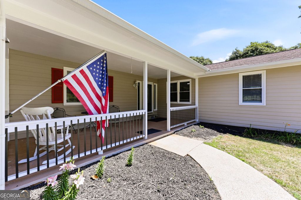 Photo of 1270 Highway 53, Hoschton, GA 30548 (MLS # 10772645)