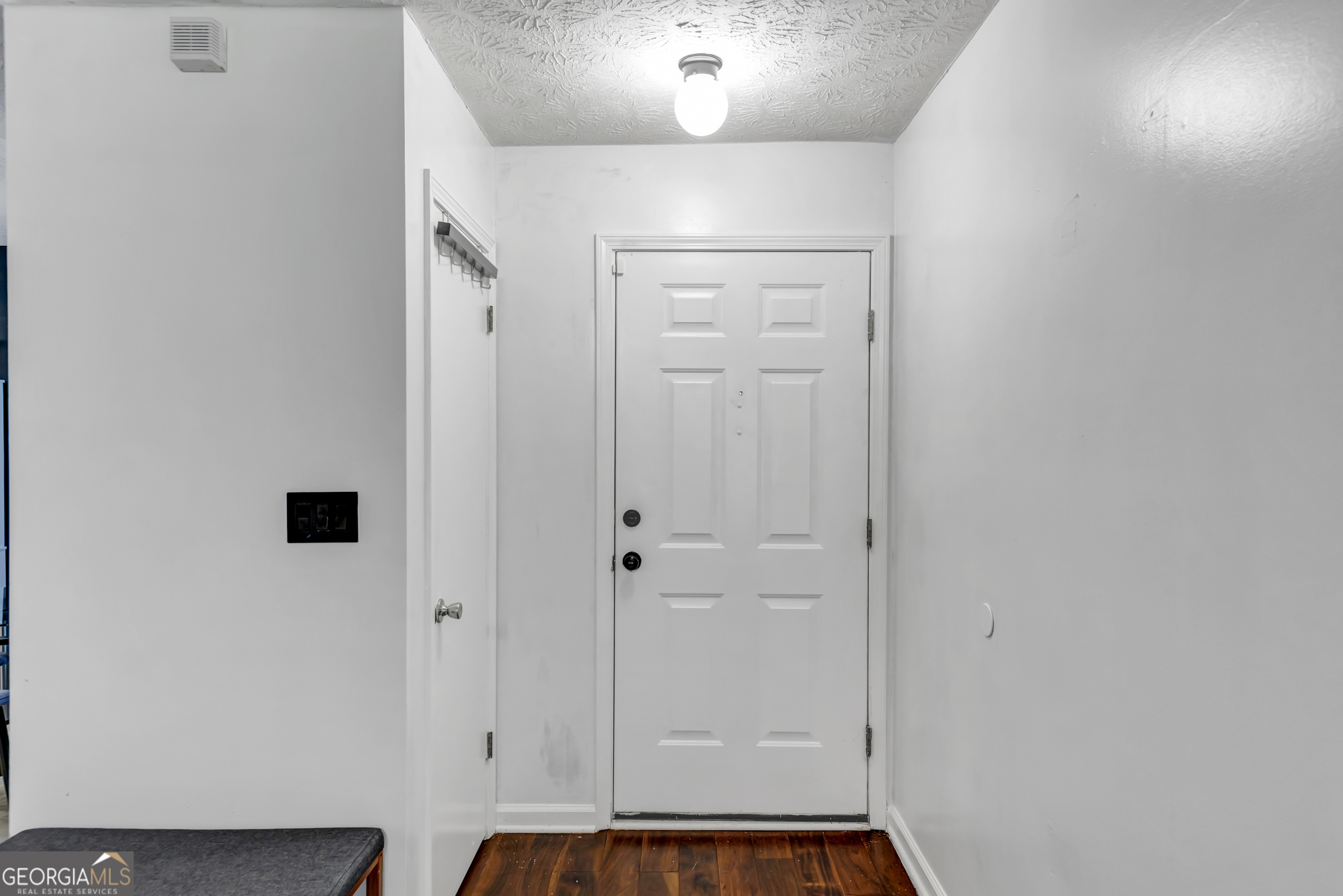 6725 River Glen DR