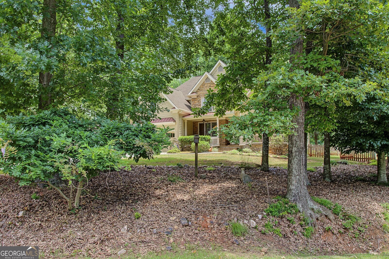 182 Little Victoria RD