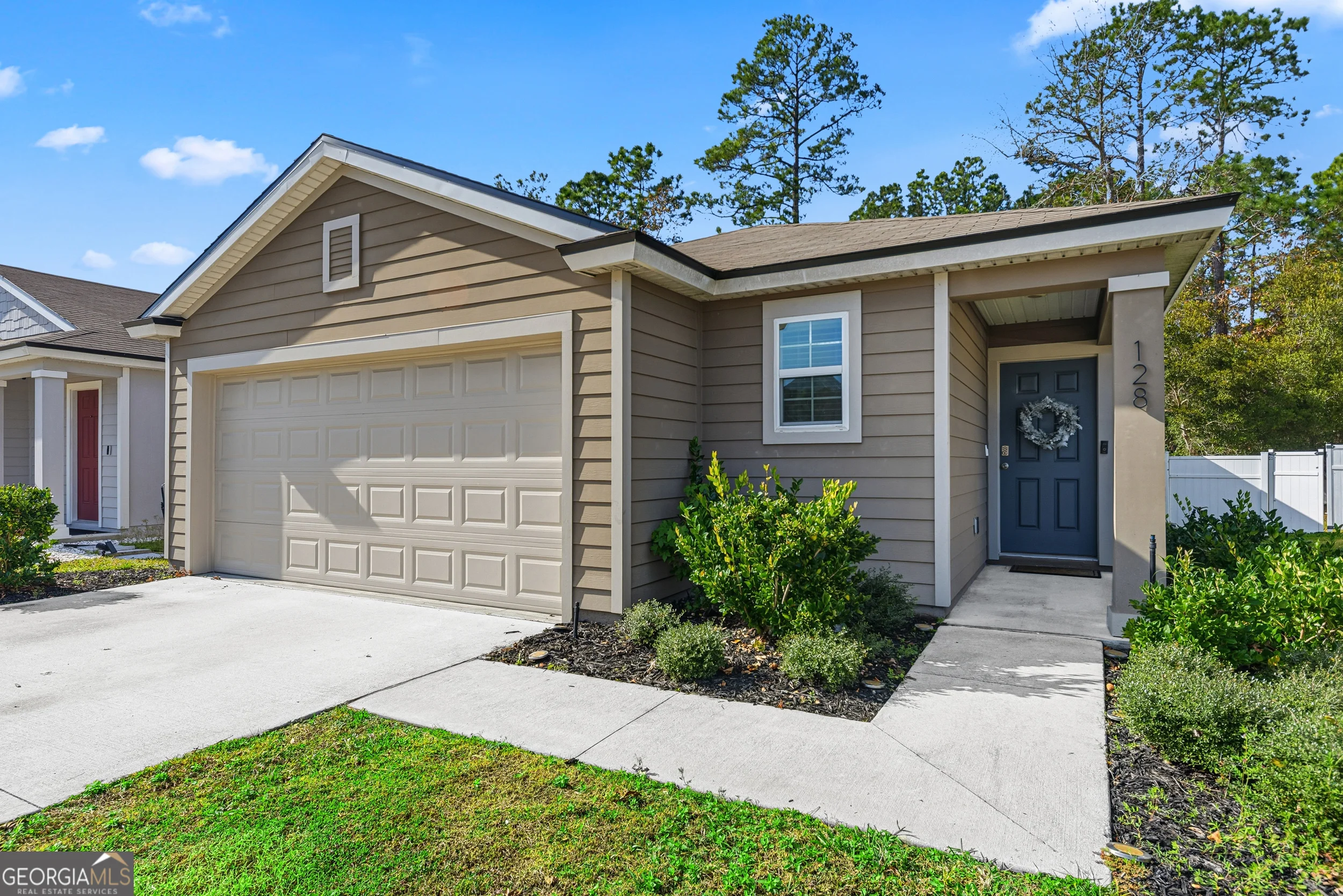 128 Ashwood Circle