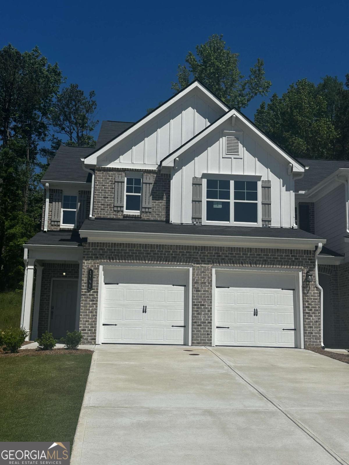 1151 Park Center CIR NW
