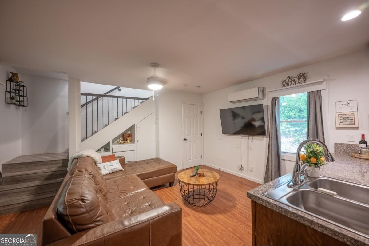 257 Pen Dr