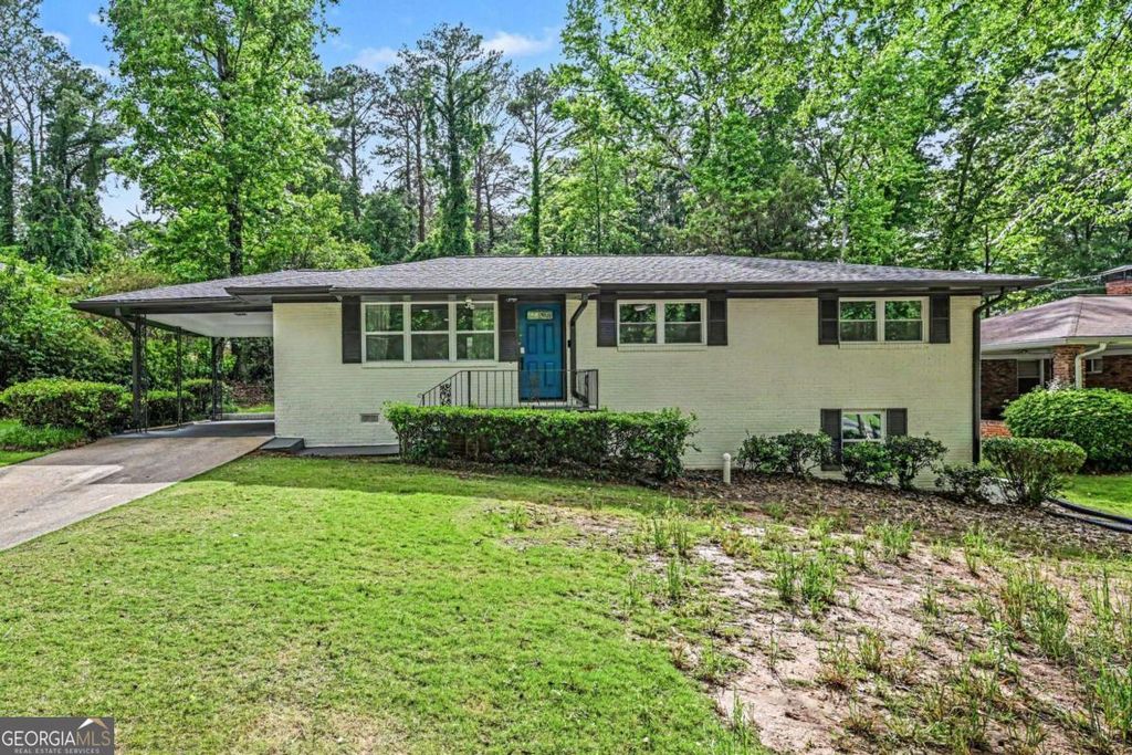 Photo of 2271 Plantation DR, Atlanta, GA 30344 (MLS # 10762555)