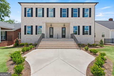 A home in Newnan