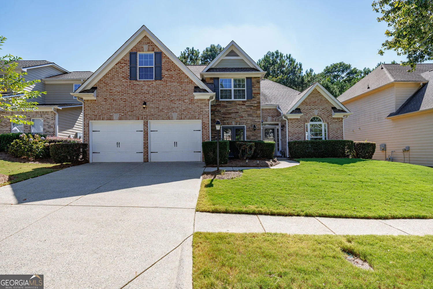 560 Roland Manor Drive