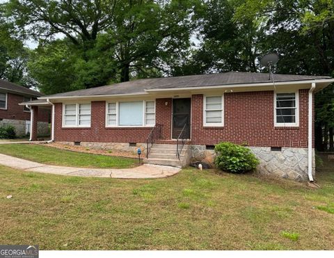 Photo of 2225 Alpha Drive, Decatur, GA 30032 (MLS # 10686181)