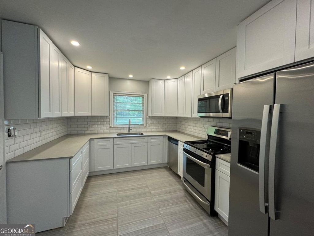 Photo of 2225 Alpha Drive, Decatur, GA 30032 (MLS # 10686181)