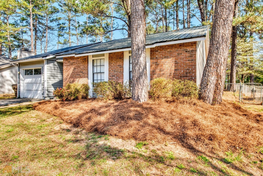 Photo of 997 Brandon Hill Way, Jonesboro, GA 30238 (MLS # 10819253)