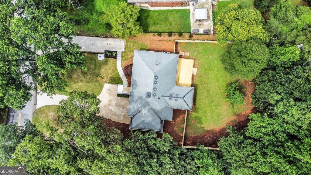 Photo of 1996 Briarwood Drive, Gainesville, GA 30501 (MLS # 10656048)