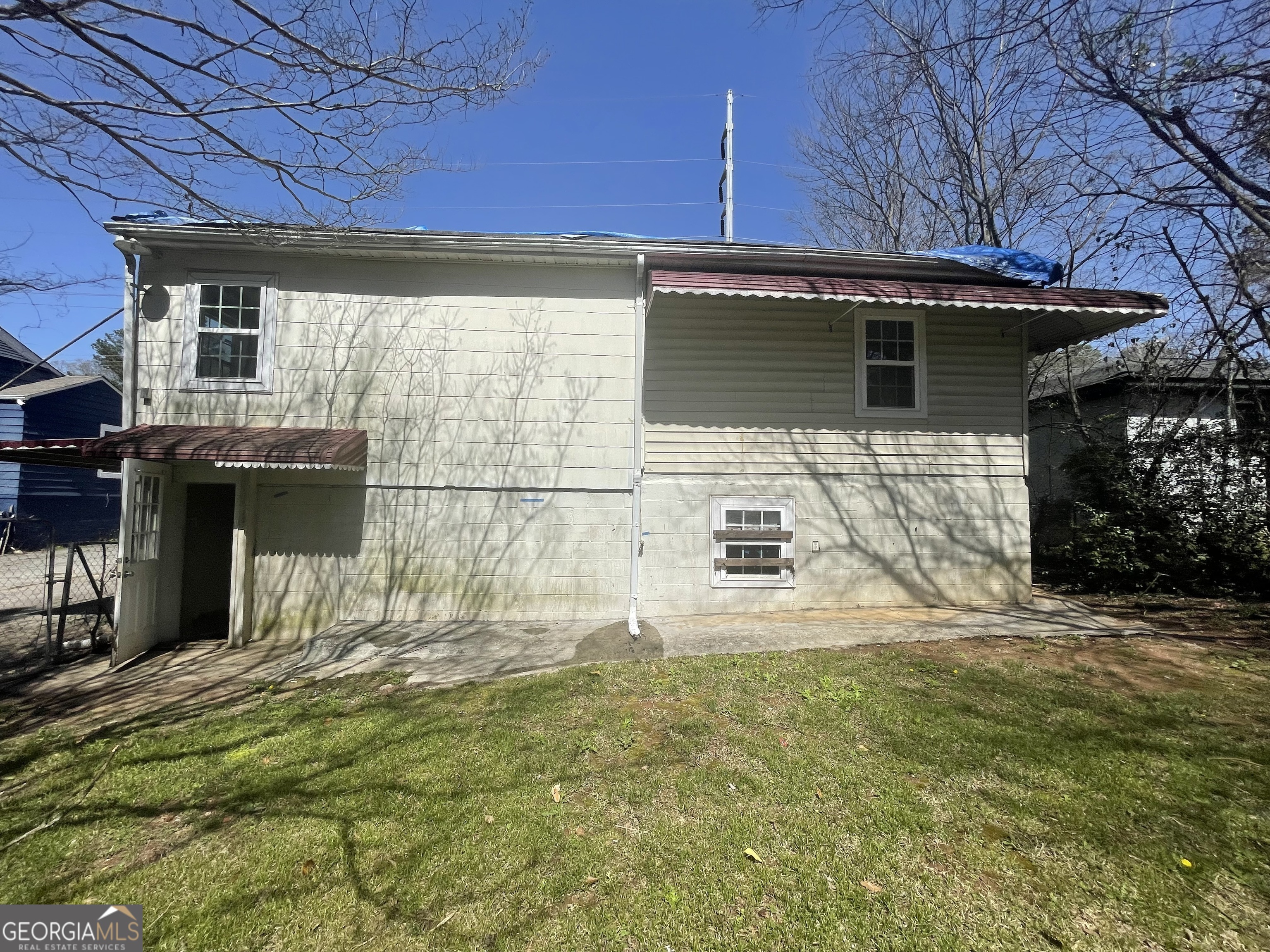 2066 Ben Hill RD