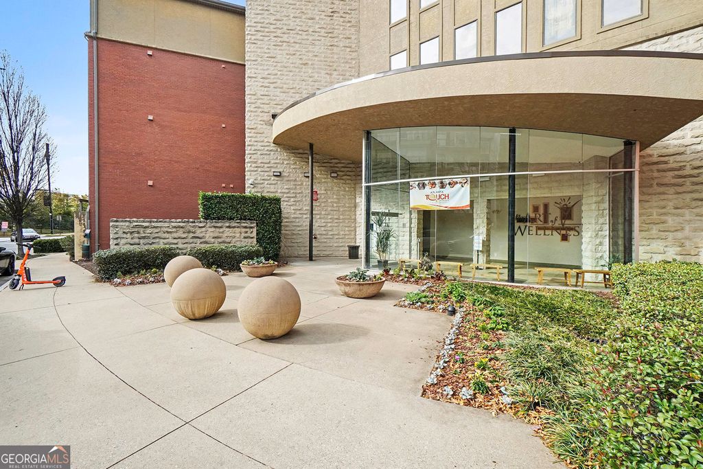 Photo of 401 16th Street NW #1267, Atlanta, GA 30363 (MLS # 10661745)