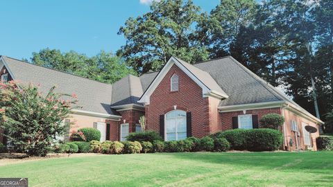 2561 Old Salem CIR SE Conyers GA 30013