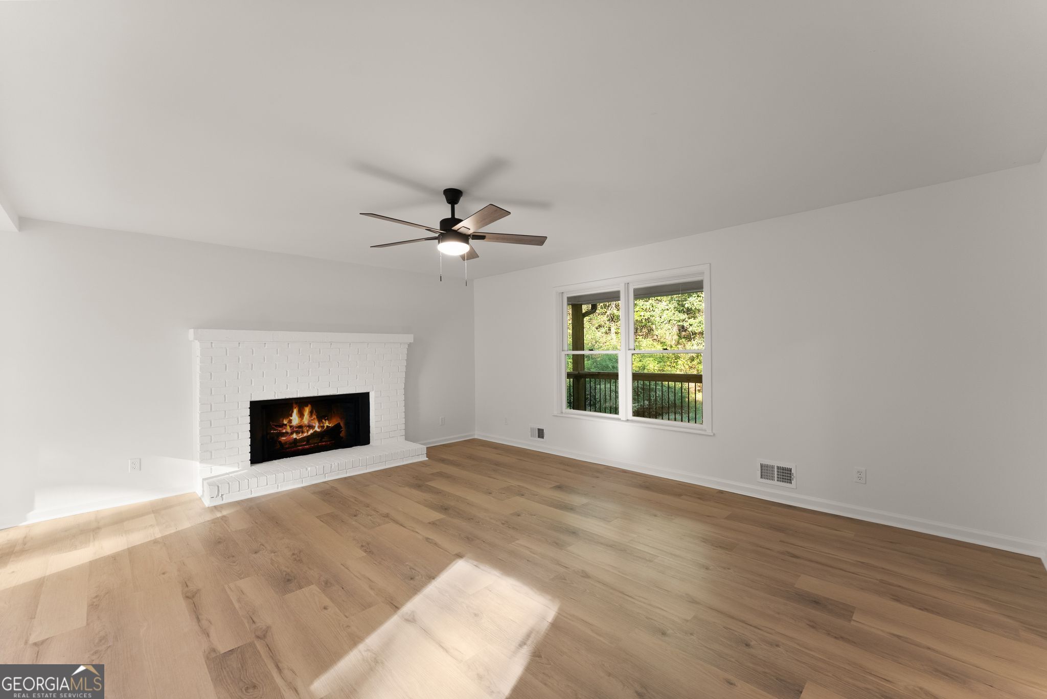 5571 Northwoods RD
