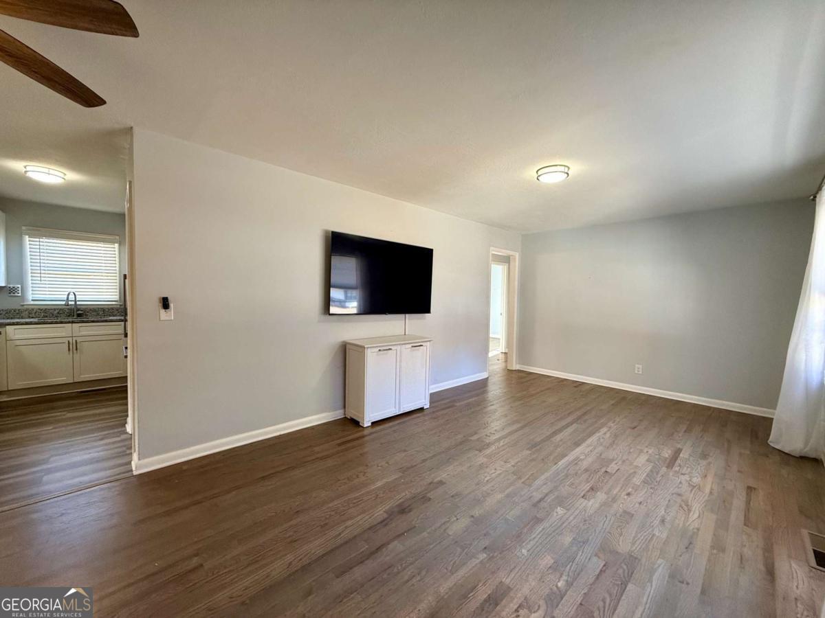 Pine Branch - Residential Lease